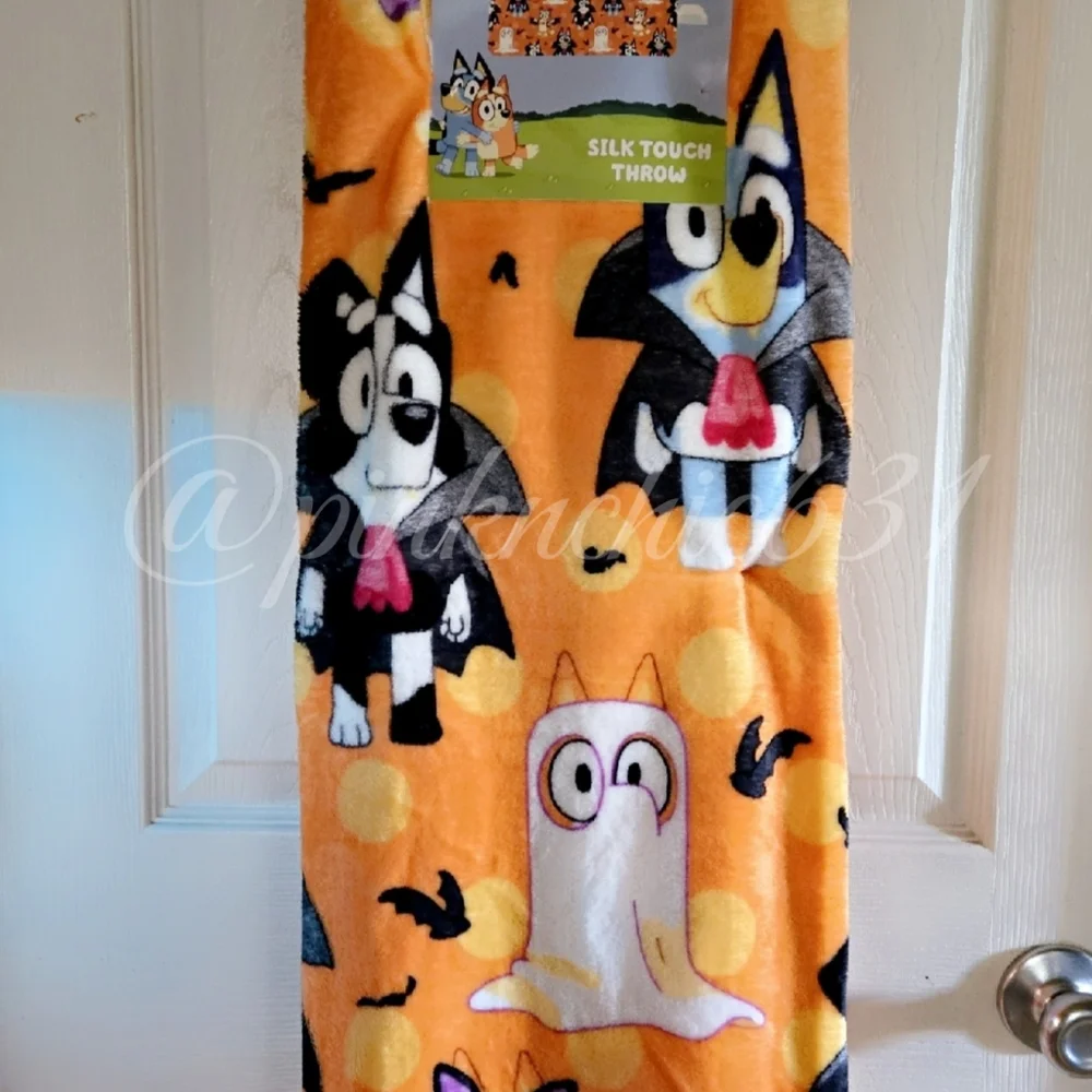 Bluey And Bingo Halloween Silk Touch Throw Blanket 50 X 70 Dracula